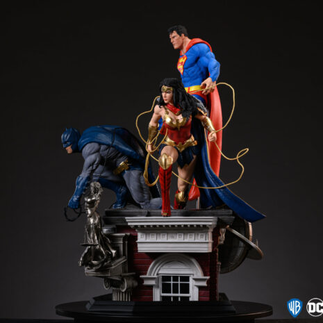 dc trinity right 2016