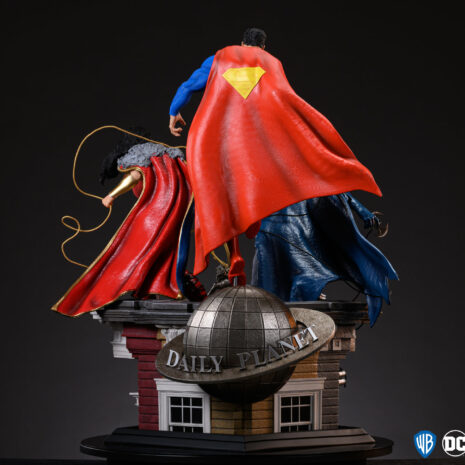 dc trinity set back 2016