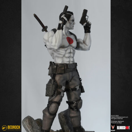 Bloodshot valiant statue 3qt back katana assault rifle bloodshot valiant statue 3qt back katana assault rifle