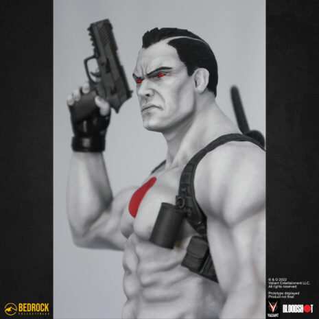 Bloodshot valiant statue right pistol and face closeup Bloodshot collectible valiant statue face closeup holding right pistol