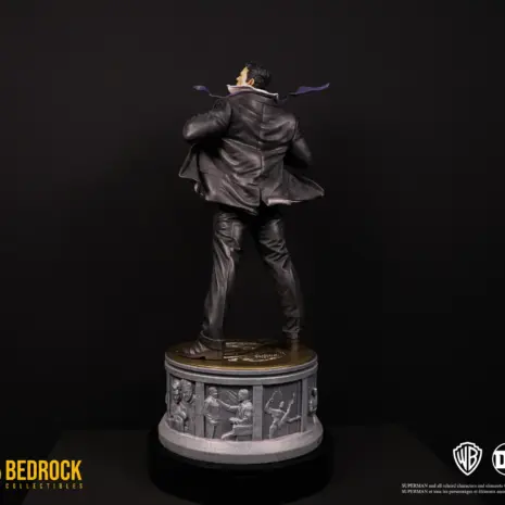 superman-statue-back-left superman dc secret origins 1/4 scale statue back rear right shot of Clark Kent's transformation with the unseen rear narrative base design by Bedrock Collectibles