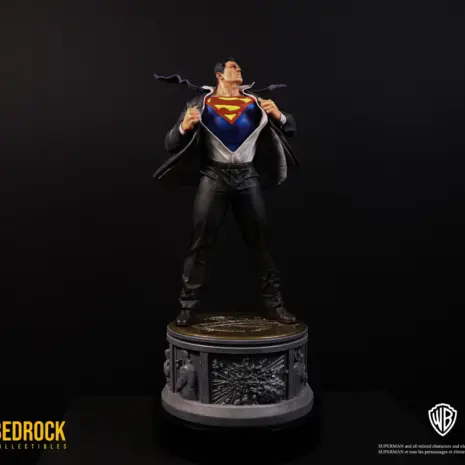 superman-statue-higher-centre Superman DC Secret Origins 1/4 scale statue by Bedrock Collectibles. higher Centre shot of Superman levelled looking right