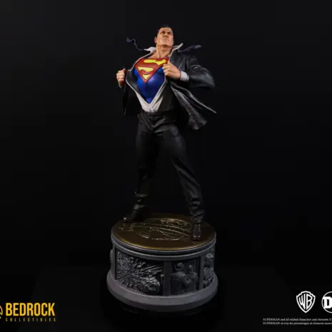 superman-statue-top-3qt-right Superman DC Secret Origins Statue posed top 3 quarter right. Full pose with Bedrock Collectibles' signature narrative origin story base