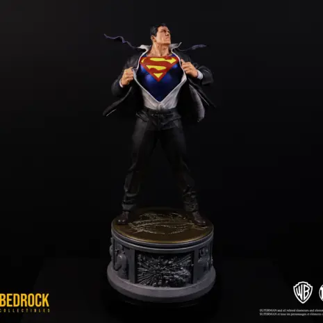 superman-statue-top-centre Superman DC Secret Origins 1/4 scale Statue posed top centre. Full pose with Bedrock Collectibles' signature narrative origin story base