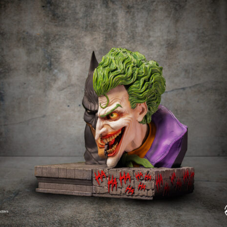 628942703591-12 batman vs joker nemesis bookend bust